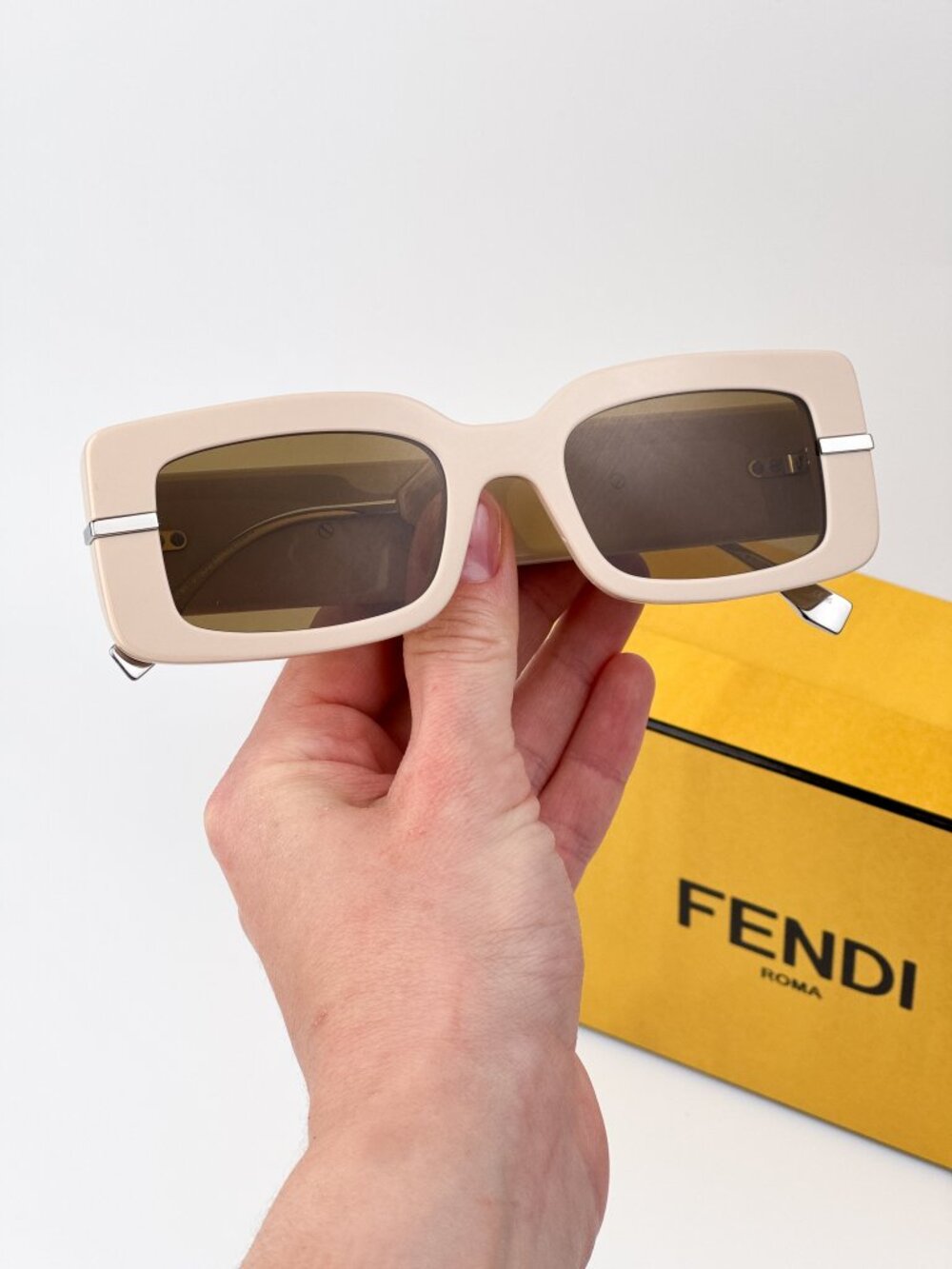 Fendi FE40133I 57E Rectangular Sunglasses – Nude Beige Brown / Brown
